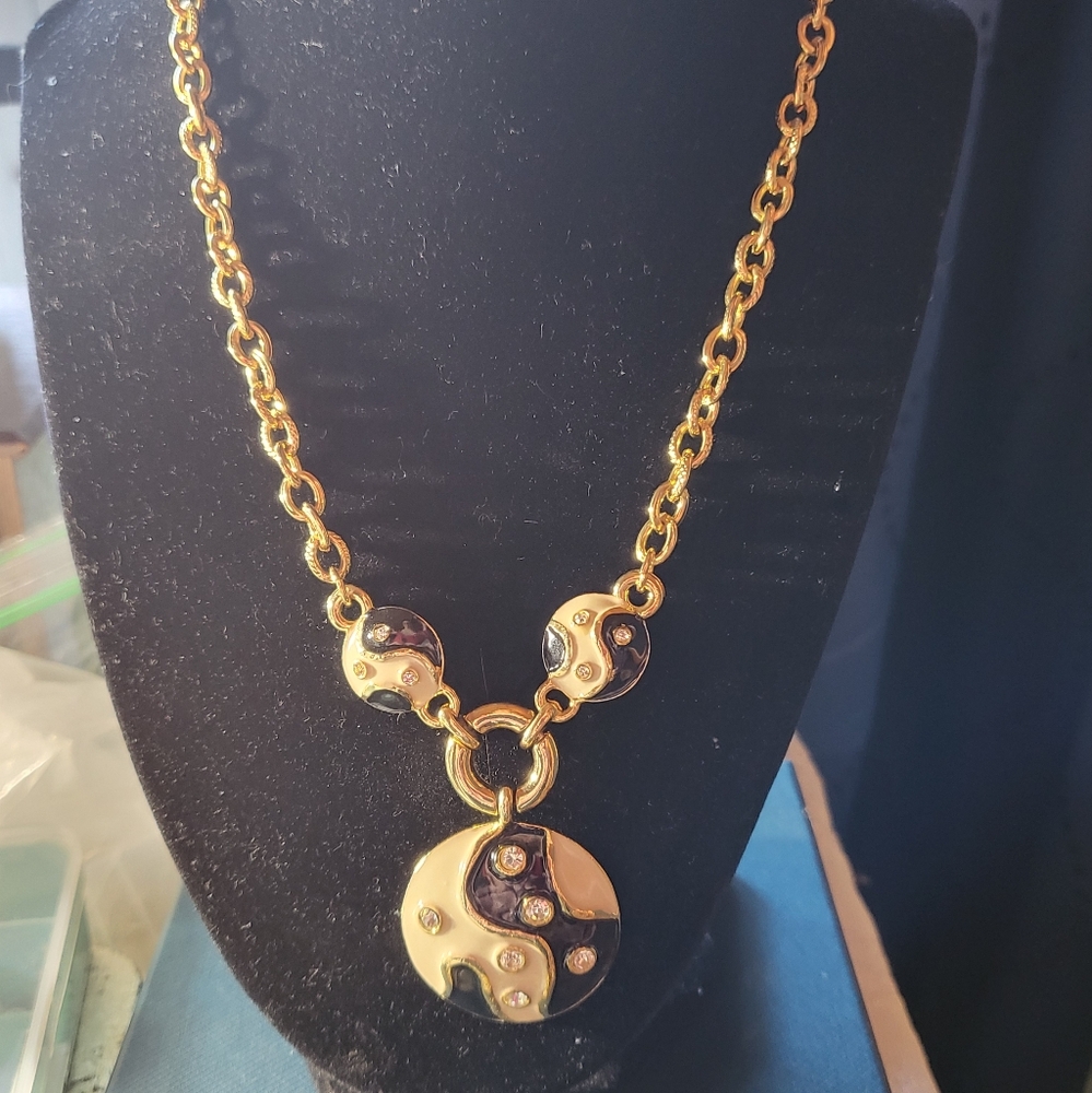 Gold Tone and Black Yin Yang Necklace - Picture 3 of 7